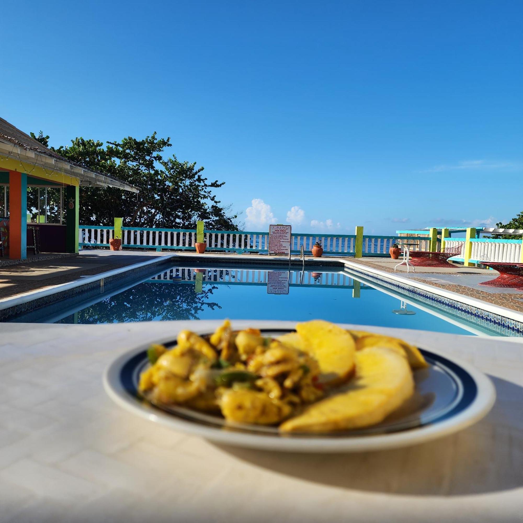 Taino Cove Hotel Treasure Beach Exterior photo