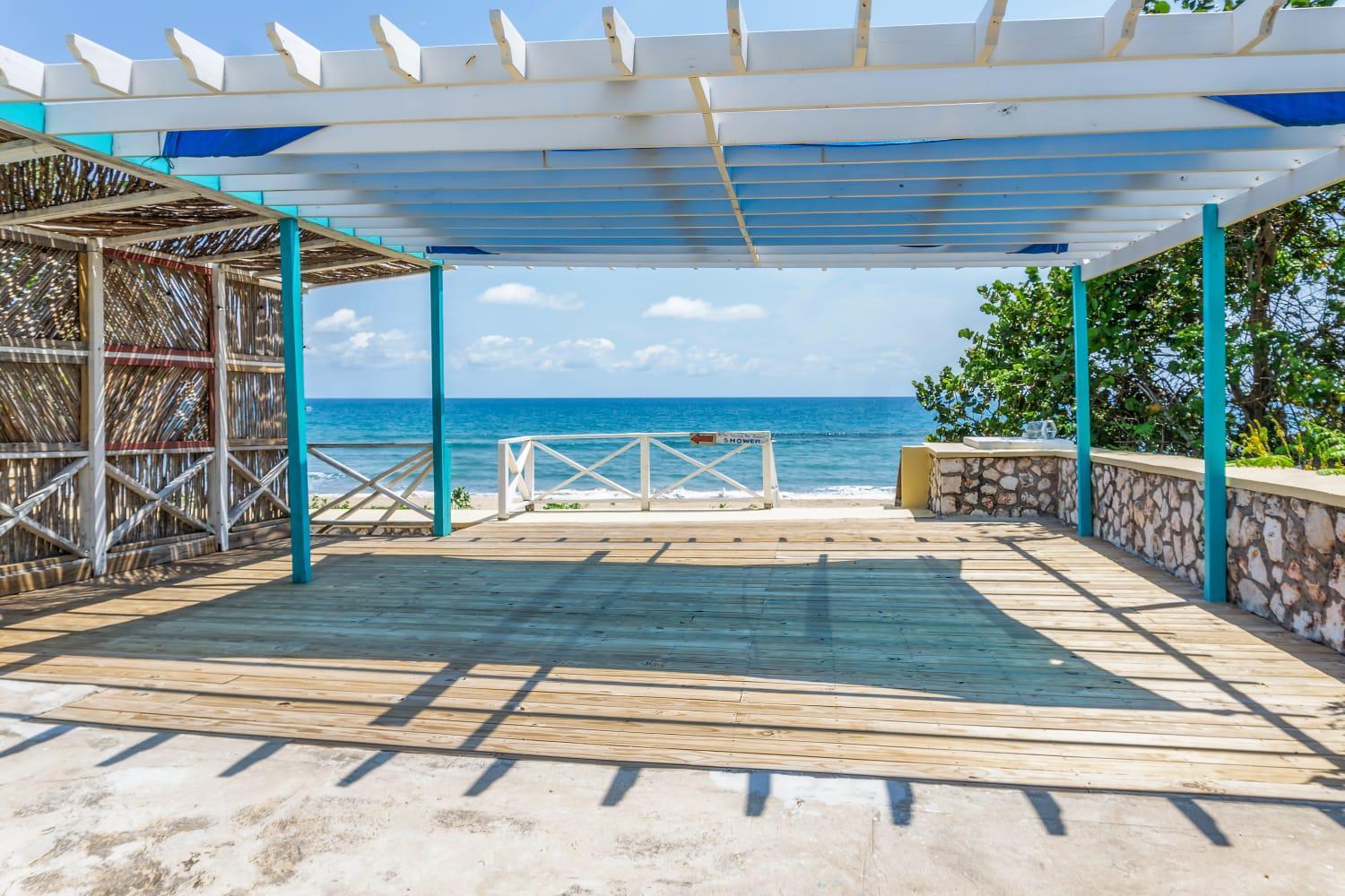 Taino Cove Hotel Treasure Beach Exterior photo