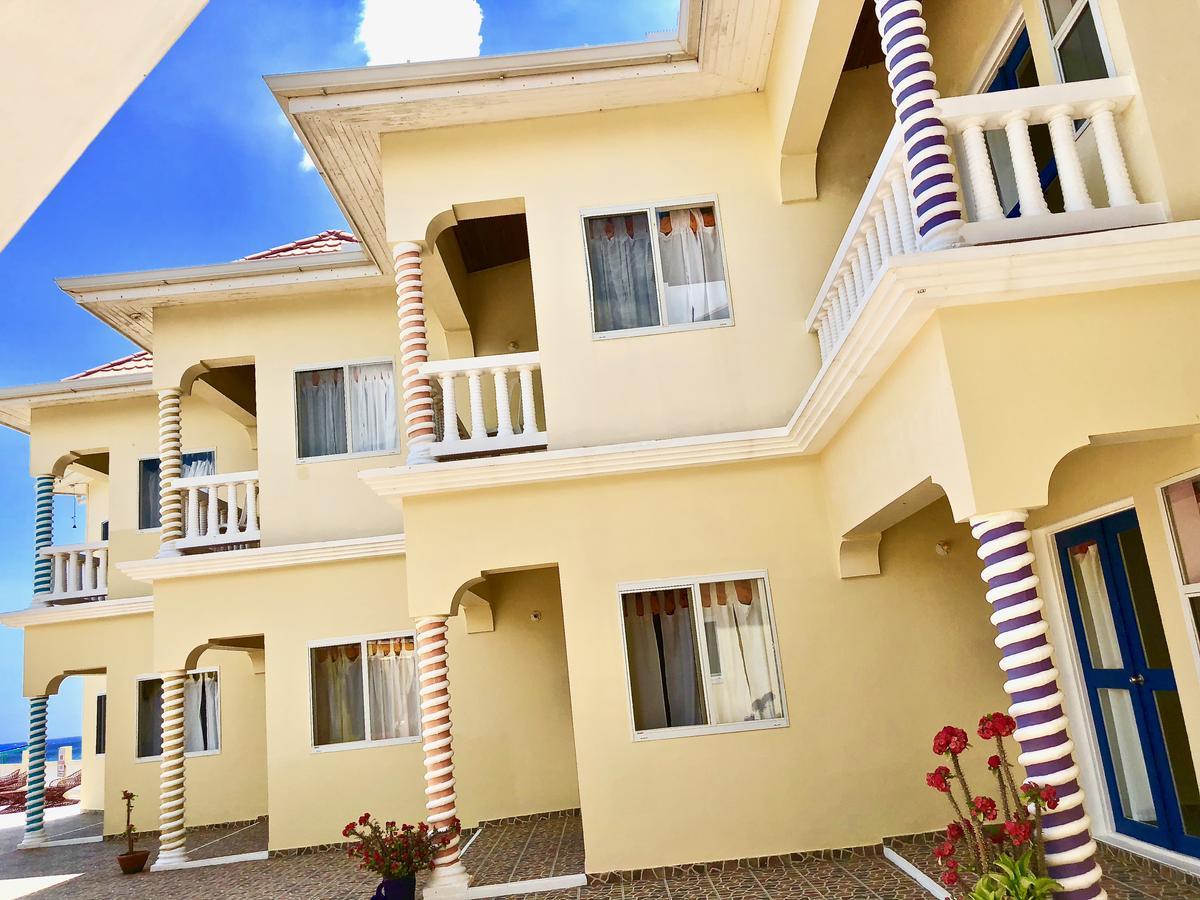 Taino Cove Hotel Treasure Beach Exterior photo