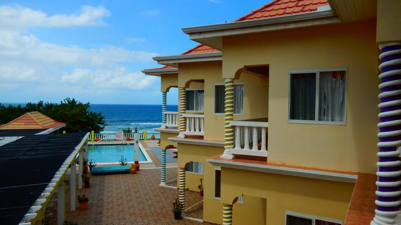 Taino Cove Hotel Treasure Beach Exterior photo